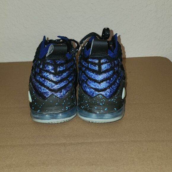 Lebron James 17 Constellation Shoes - Picture 4 of 6